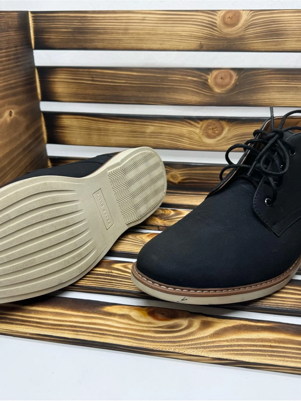 Perry Ellis Men's Black Chukka Boots with Tan Sole Trim #0130